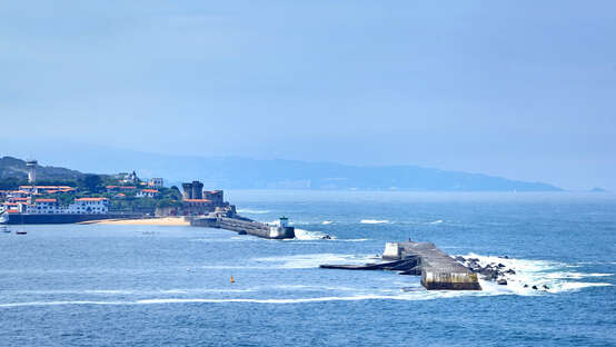 Digues de protection de la baie de Saint-Jean-de-Luz (France)