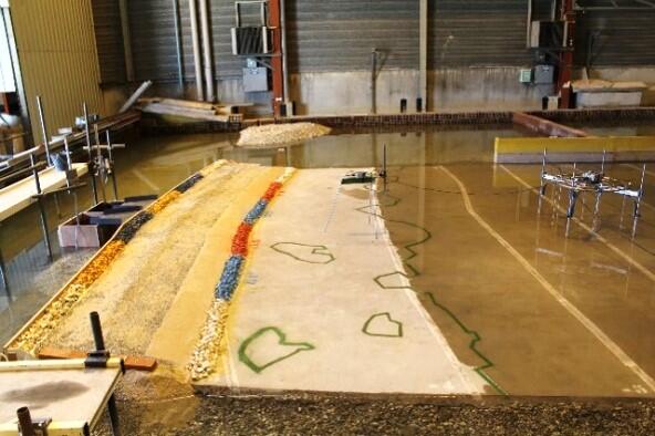 Dispositif de protection modélisé en bassin à houle | Artelia